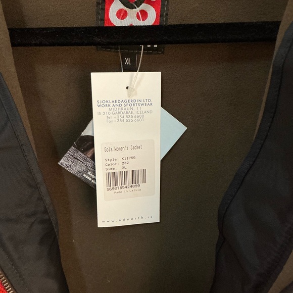66 Degrees North Jacket-Size XL - Picture 11 of 12